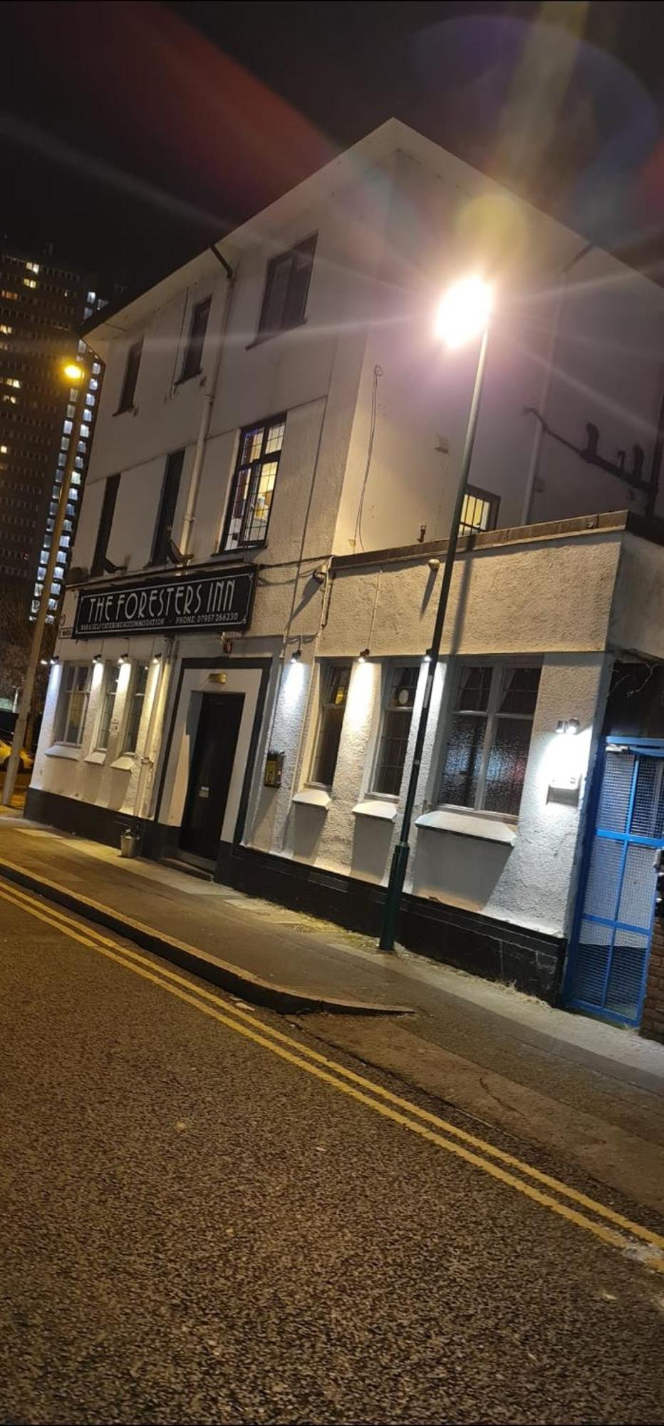 Foresters Inn Apartment - City Centre By Victoria Centre Shopping Centre - Your Own 5 Double Bedrooms Private Apartment With 3 Bathrooms And Full Kitchen To Cook As You Would At Home - Outdoor Parking For Cars Or Vans At Five Pounds A Day 诺丁汉 外观 照片